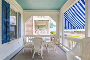 1st floor porch east
