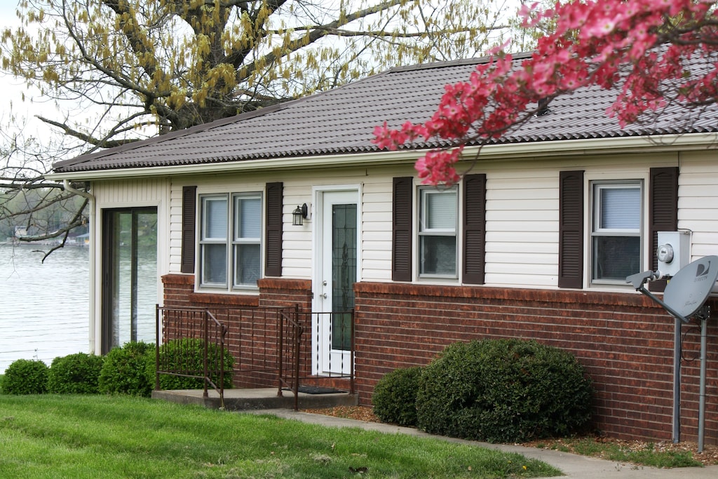 Lake of Egypt, US Vacation Rentals cabin rentals & more Vrbo