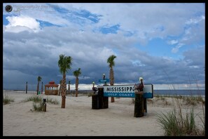 WELCOME TO SIENNA ON THE COAST ~ THE VIEW FROM YOUR CONDO ~ PHOTO BY ALEX NORTH.