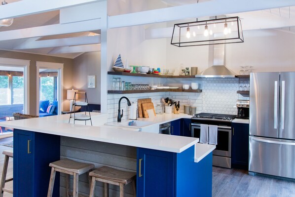 Well-stocked kitchen with everything you need to make delicious meals at home.