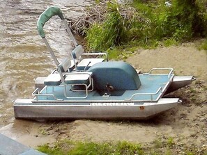 Kennedy  pontoon paddleboat, 2 kayaks not pictured 