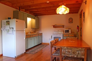 The charming eat-in kitchen.