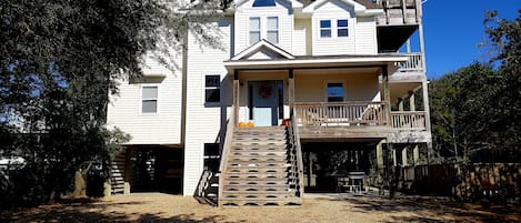 Duck Beach Tree House