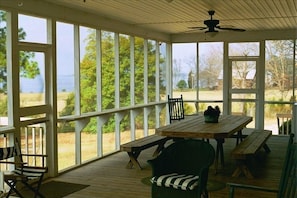 Picnic table on the screen porch