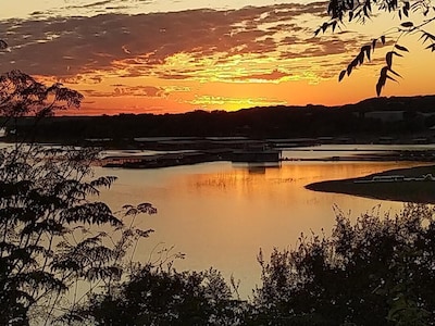Lake Travis 4 Bed 2 Bath Real Waterfront With Spectacular Views Lower Basin Lake Travis 4 Bed 2 Bath Real, Lake House Rules Bedding