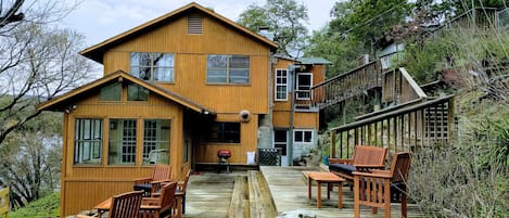 Private Austin retreat near Lake Travis