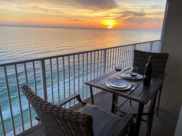 30 ' extended balcony