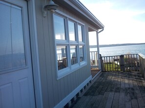 Entrance door


