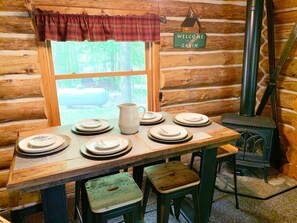 Cozy breakfast nook