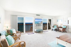 Extra large comfortable family room (15’x25’) overlooking the ocean . 