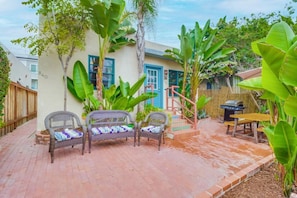 Welcome to Mermaid's Cove! The front, ground level unit to a duplex.