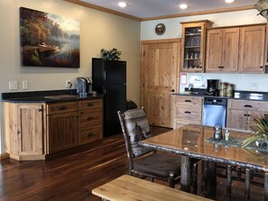 Kitchenette
