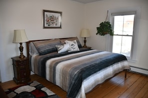 The "South Ridge" room has a king sized bed and plenty of space.
