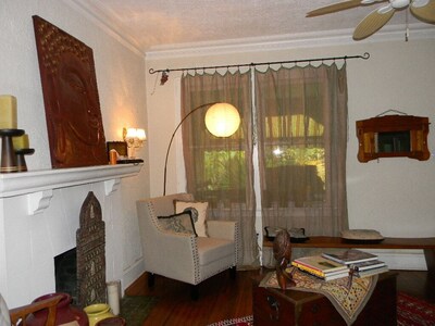 Beautiful Cozy Bedroom In Great B&B  Historic Home ~ Close To The City Center 