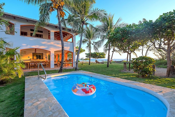 Villa Olivia:  Playa Grande, Costa Rica