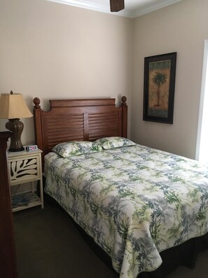 Downstairs bdr with queen bed