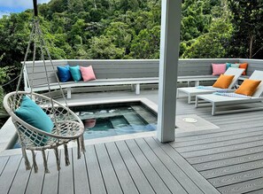 Relax, unwind and get into vaca mode