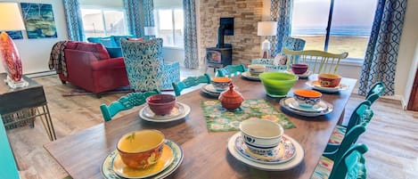 The vibrant colors in the living/dining room make this home a cheerful place to be!