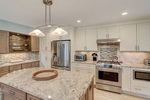 Dream kitchen with granite countertops and stainless steal appliances