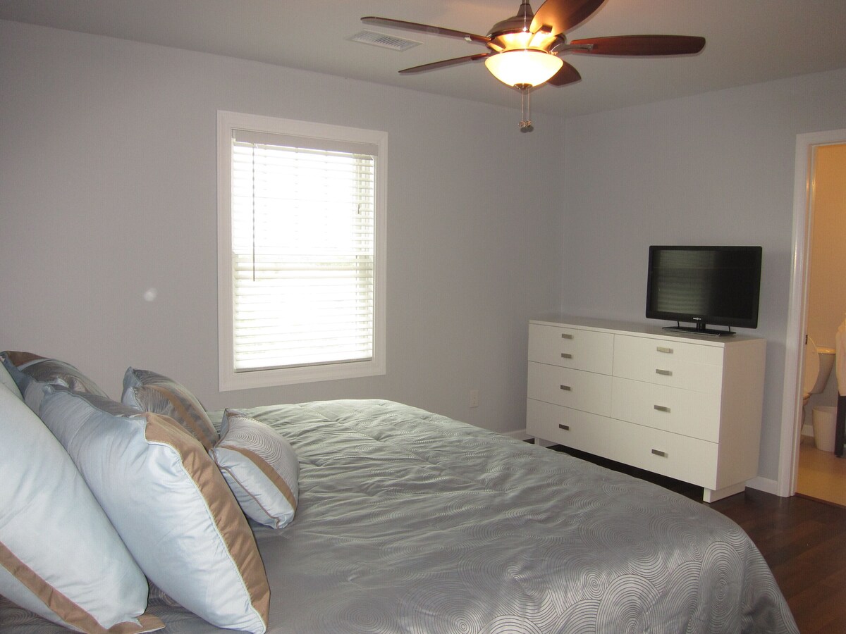 The Green Room at the Hatteras Island Boardsports