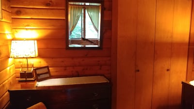 Waterfront Guest Cabin, Access to Craftsbury Outdoor Center