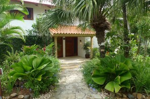 Front  entrance GV#20