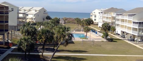 Unobstructed views of the Gulf of Mexico from the balconies. 