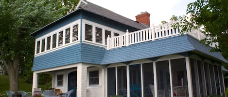 The Aubenaubee Lodge sits ground level to the lake