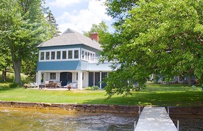 Front of the house facing the lake