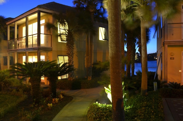 Villa 3 with views of the Gulf of Mexico and Lake Destiny just 50 steps to beach