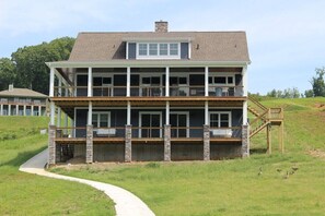 Huge decking overlooking the lake 