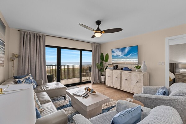 Great Room with Ample Seating