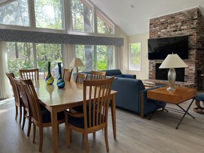 Dining table, seats 8