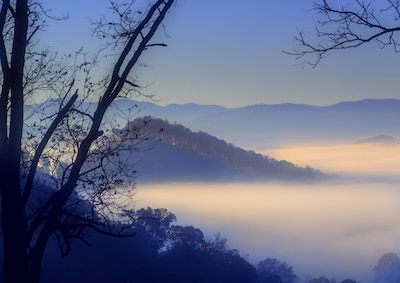 JEWEL IN THE SKYE - Union Cross Between the Blue Ridge and Appalachian Lifestyle