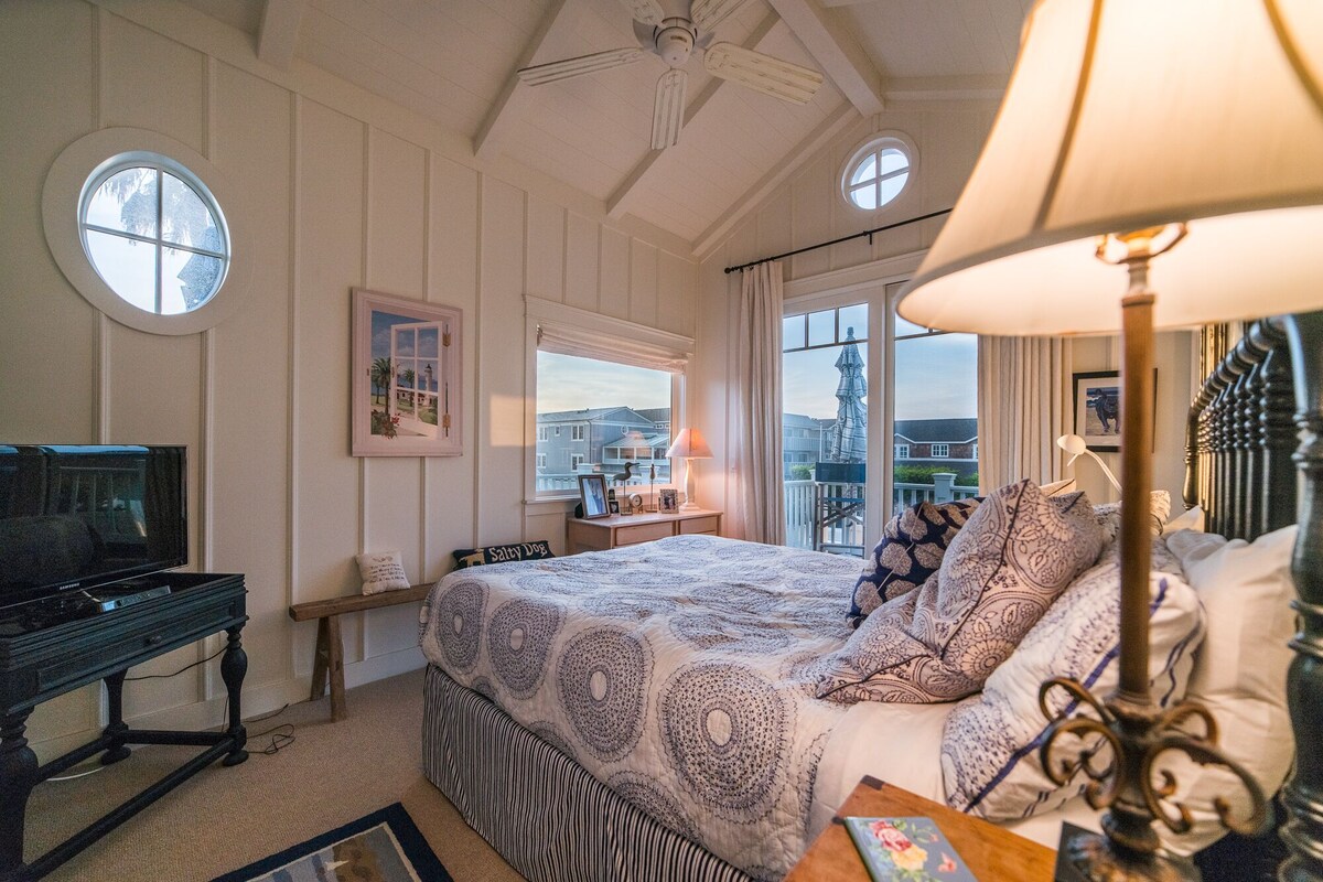 Luxury Del Mar Beach House – steps to the sand