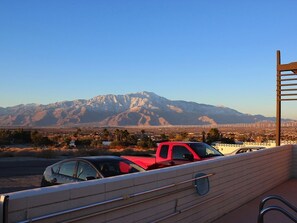 Mountain/valley view, daytime