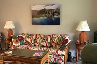 Newly Renovated Condo steps away from Kamaole II Beach