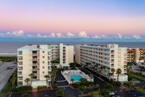 The unit is conveniently located close to the pool and beach.