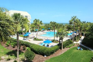 Shorewood pool, hot tub, baby pool, and walkway to beach