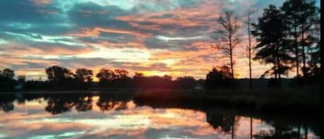 Sunrise on the Severn River
