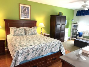 queen bed in master bedroom
