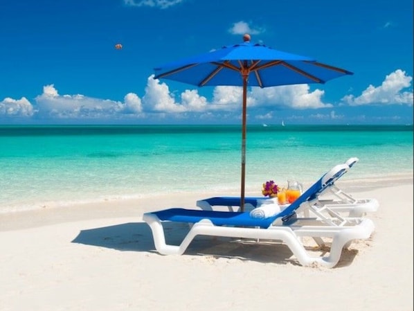 Pelican Beach Grace Bay