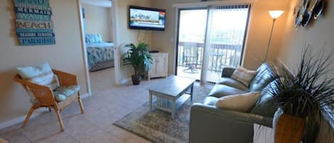 Family Room with Foldout Couch