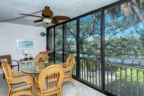 Share memories on the lanai