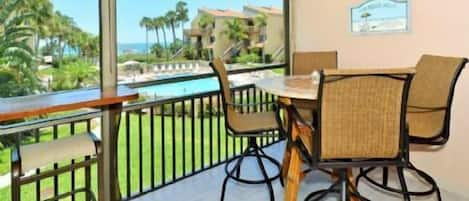 GORGEOUS Direct View of Beach from Condo!