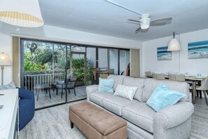 Living room area 