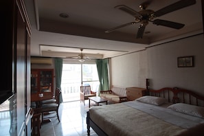 Room 803 Pattaya tower