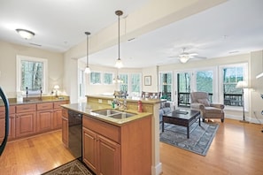 Open Floor Plan--- Kitchen, Dining, Living Rooms