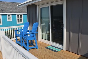 Oceanfront deck
