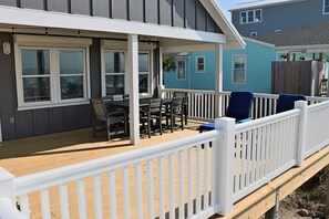 Oceanfront deck